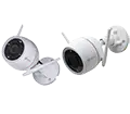 Camera Wifi Thân Ezviz là loại camera kháng nước chống bụi mưa nắng tốt chuẩn Ip67 giám sát ban đêm xa hơn so với camera wif lắp trong nhà, Camera Wifi Thân Ezviz là loại camera góc giám sát cố định lưu hình ảnh trên thẻ nhớ có chức năng đàm thoại 2 chiều như những camera wifi khác do có khả năng kháng nước tốt nên thường lắp ngoài trời có độ bền cao hơn